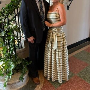 ANTONIO MELANI Green and White Pleated Tie Front Maxi Dress